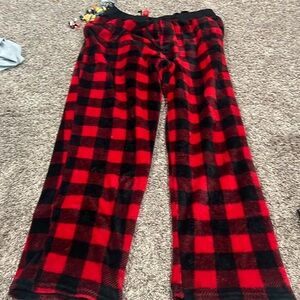 Men’s pajama pants